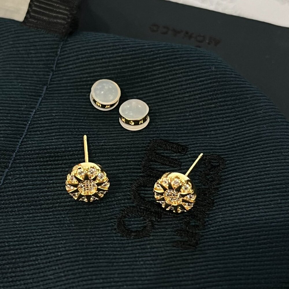 Elegant Gold Earrings